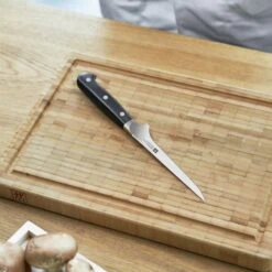 ZWILLING | PRO - Filiermesser - Klinge 18cm -Berühmter Küchengeräte Laden FIMEZ180 AUBMZ140 room 1 30b1 1